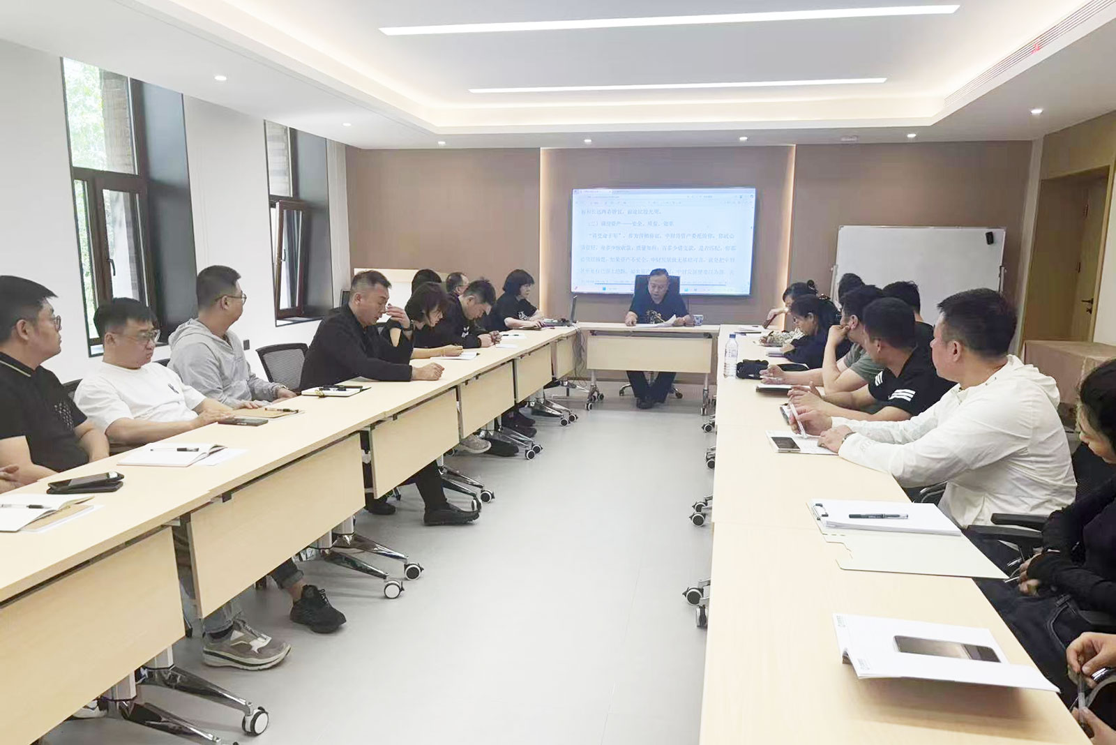 68394771d8b95.jpg 68394771d8b95.jpg