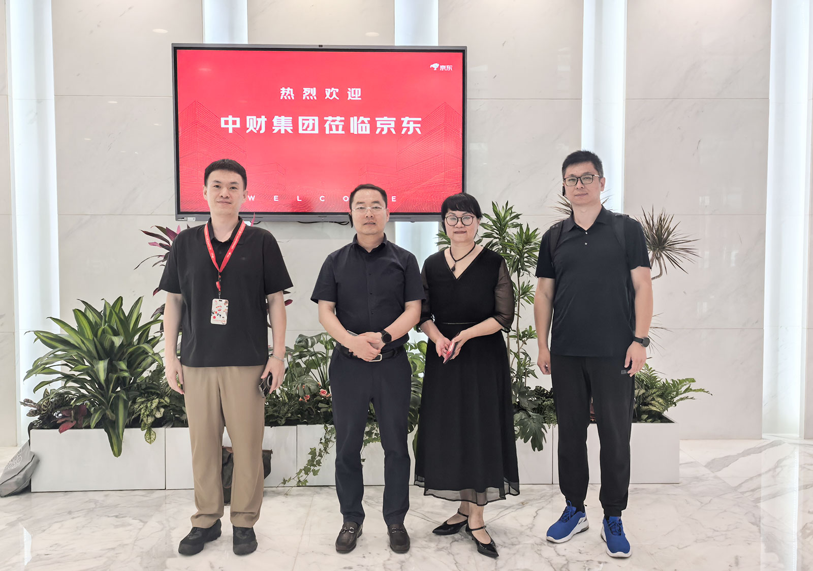 6858ba544259d.jpg 6858ba544259d.jpg