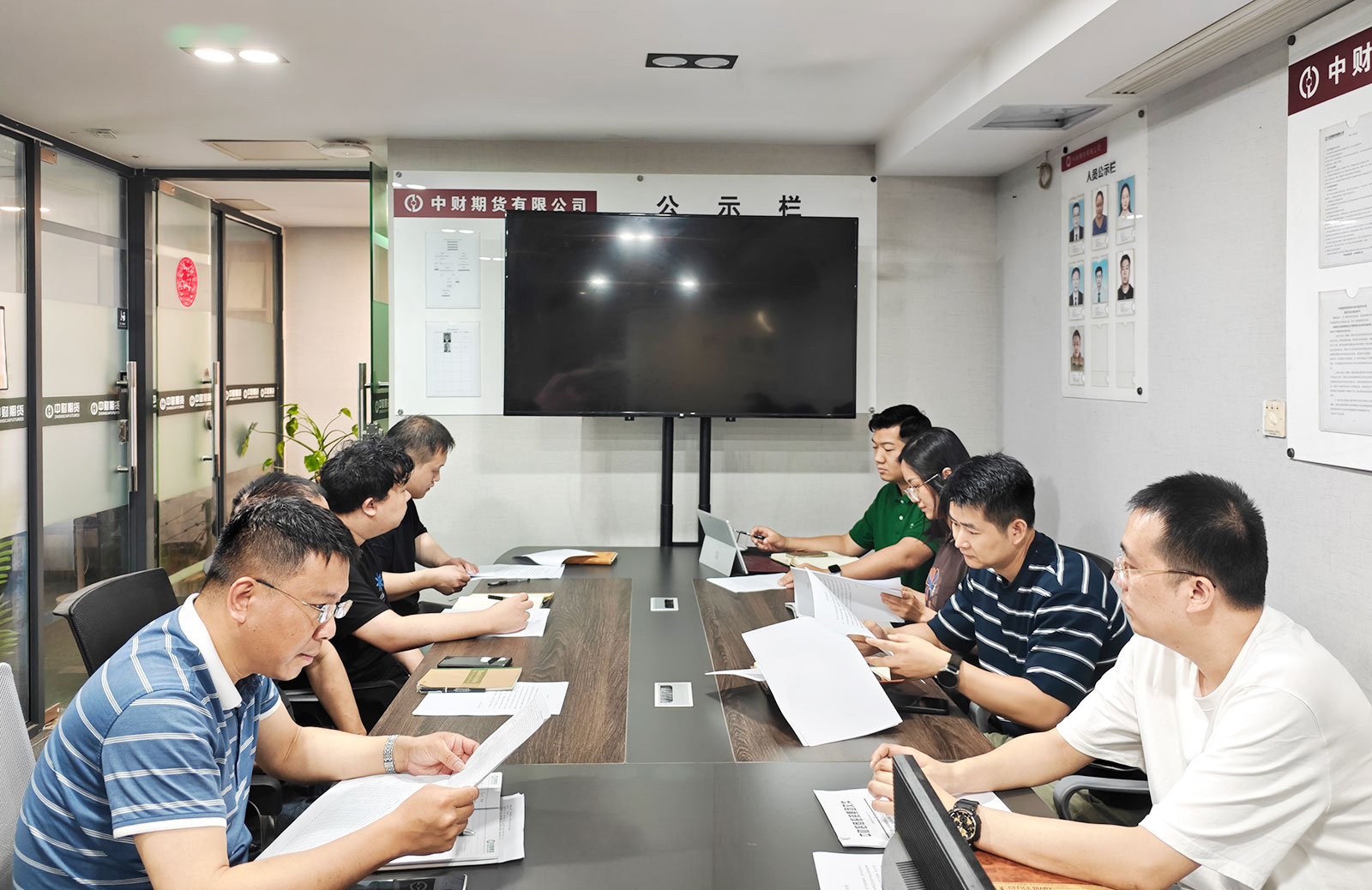 68678b5f754a5.jpg 68678b5f754a5.jpg