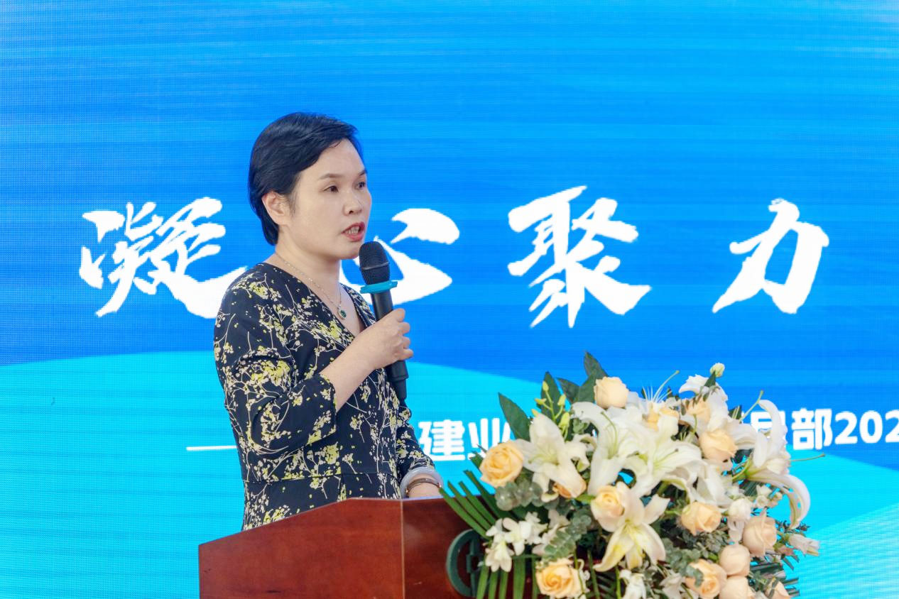 686b3d1009dc5.jpg 686b3d1009dc5.jpg