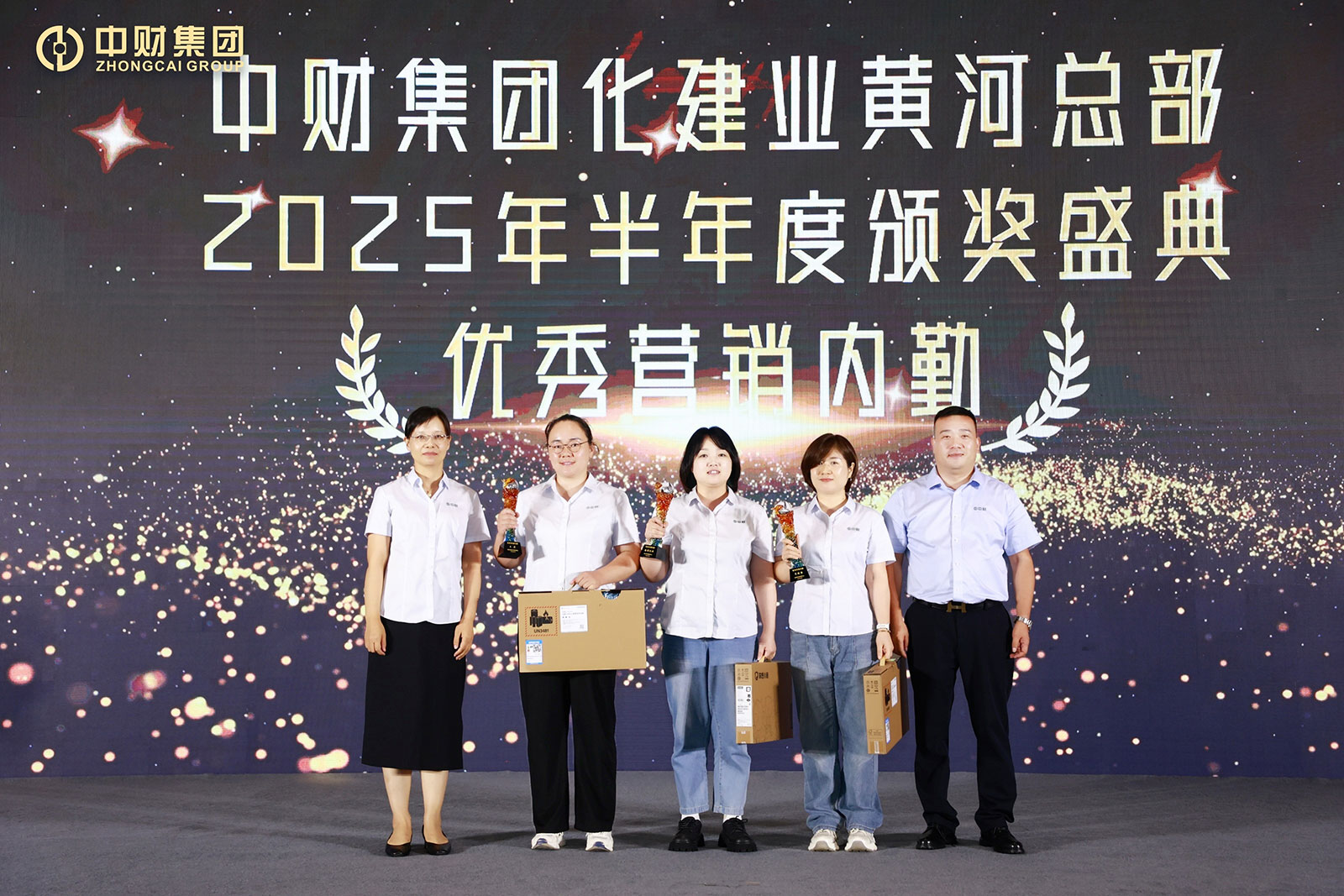 686b8affebb5f.jpg 686b8affebb5f.jpg