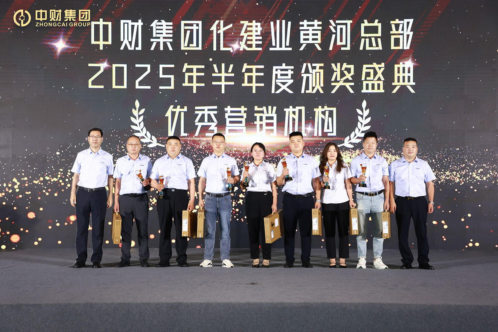 686b8b191d552.jpg 686b8b191d552.jpg