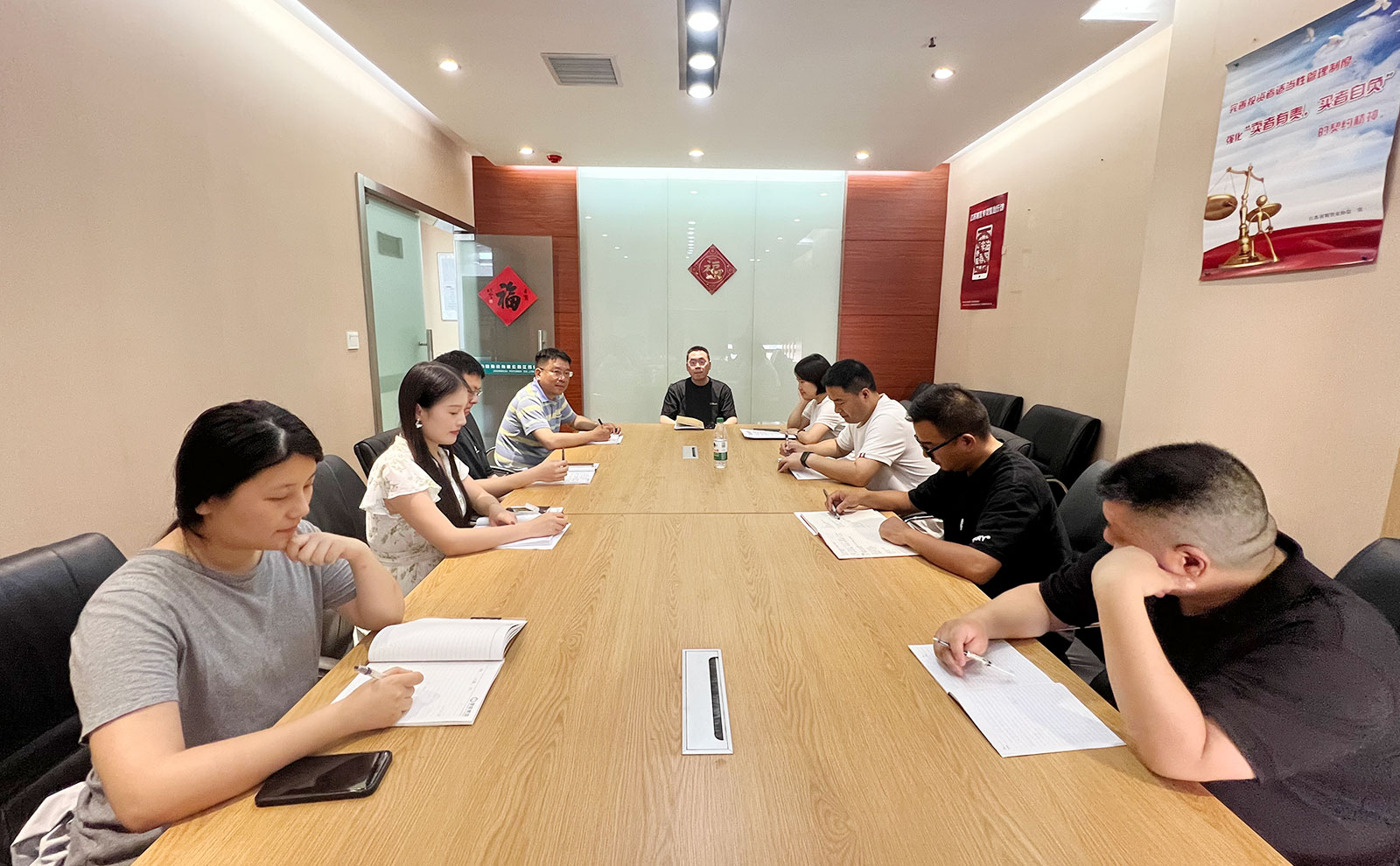 686b8c4339a32.jpg 686b8c4339a32.jpg