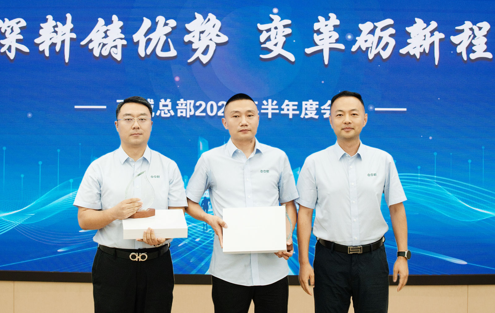 686e20bcbd408.jpg 686e20bcbd408.jpg