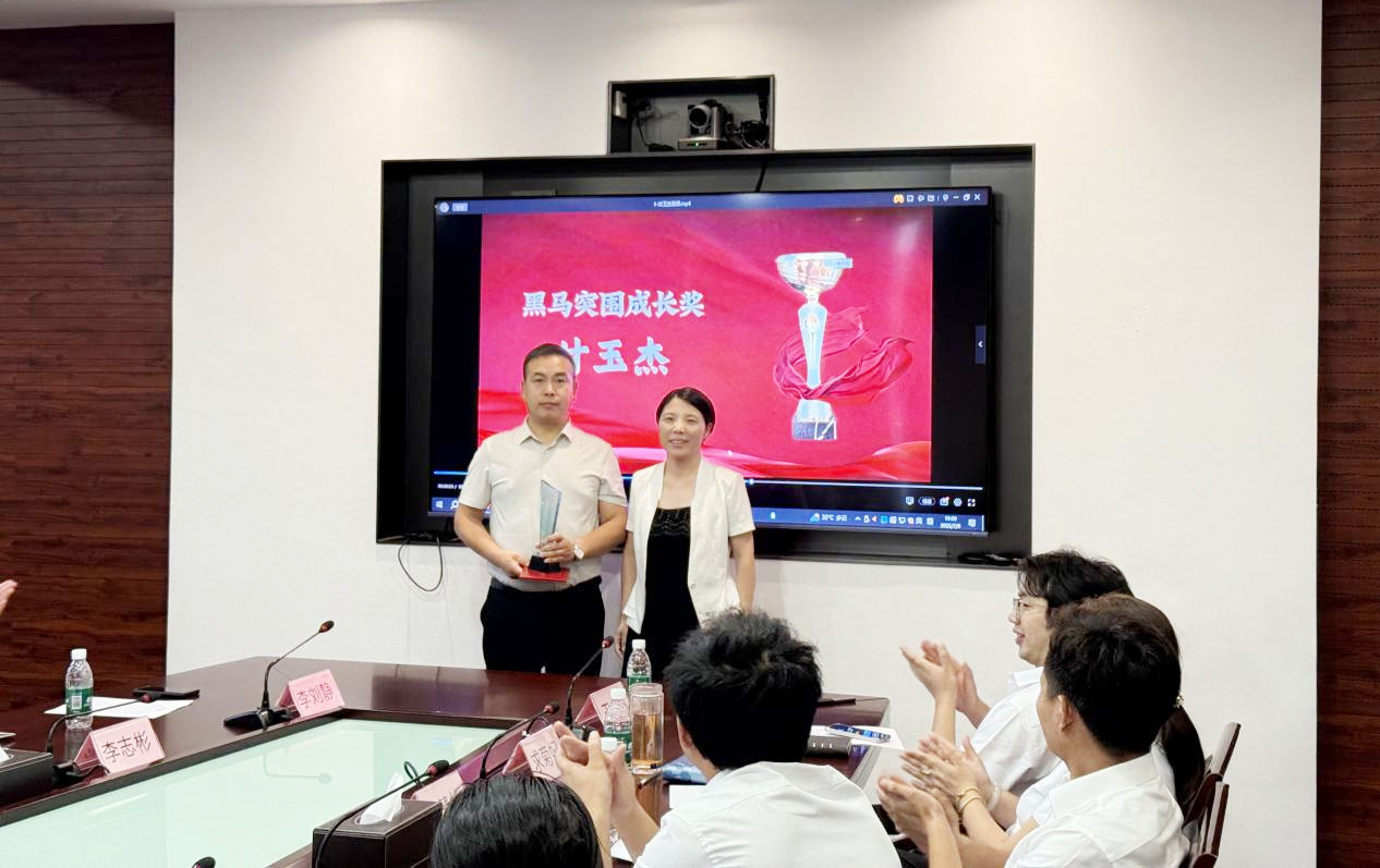 687066df5c06e.jpg 687066df5c06e.jpg