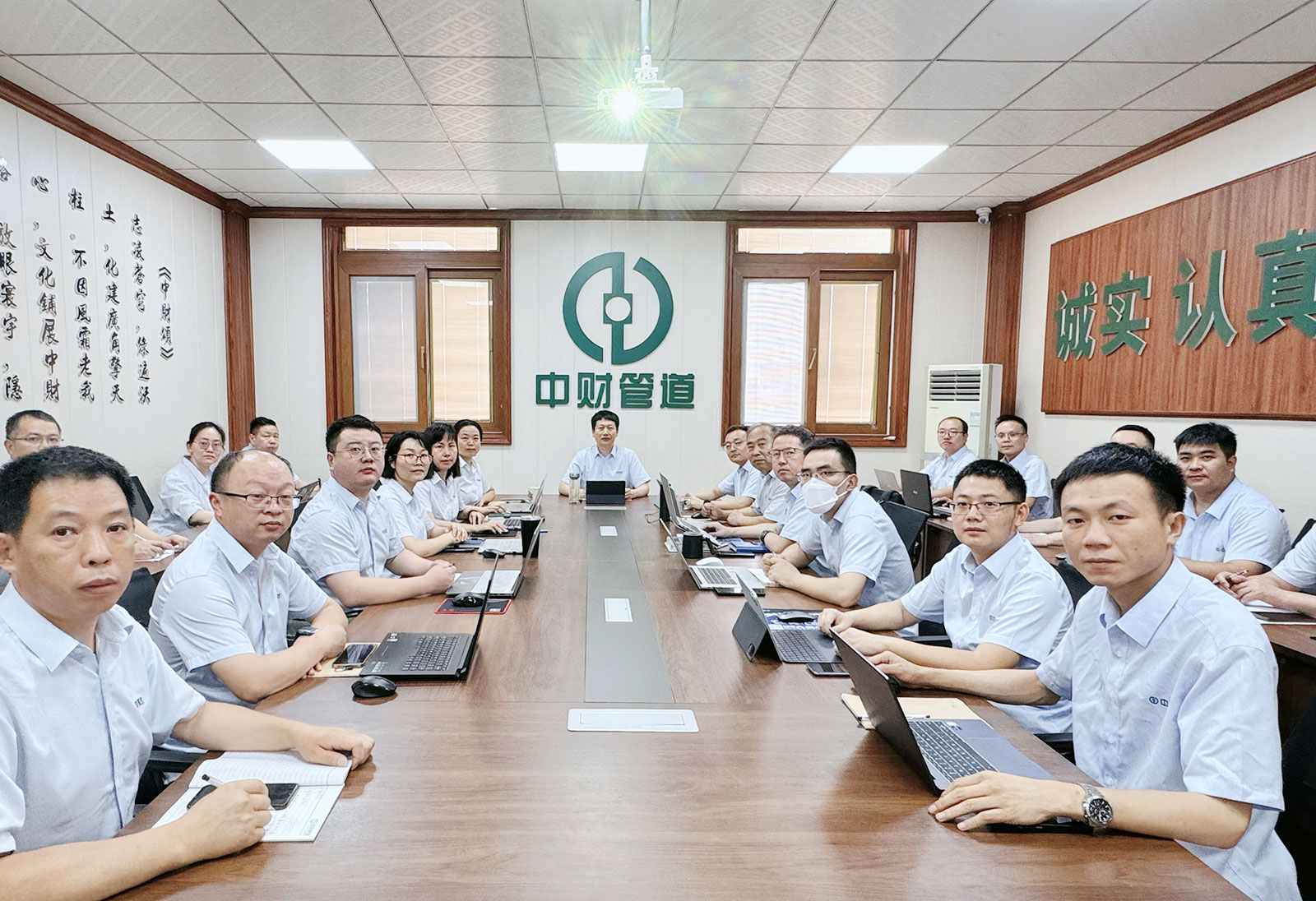 6875fe1b937b1.jpg 6875fe1b937b1.jpg