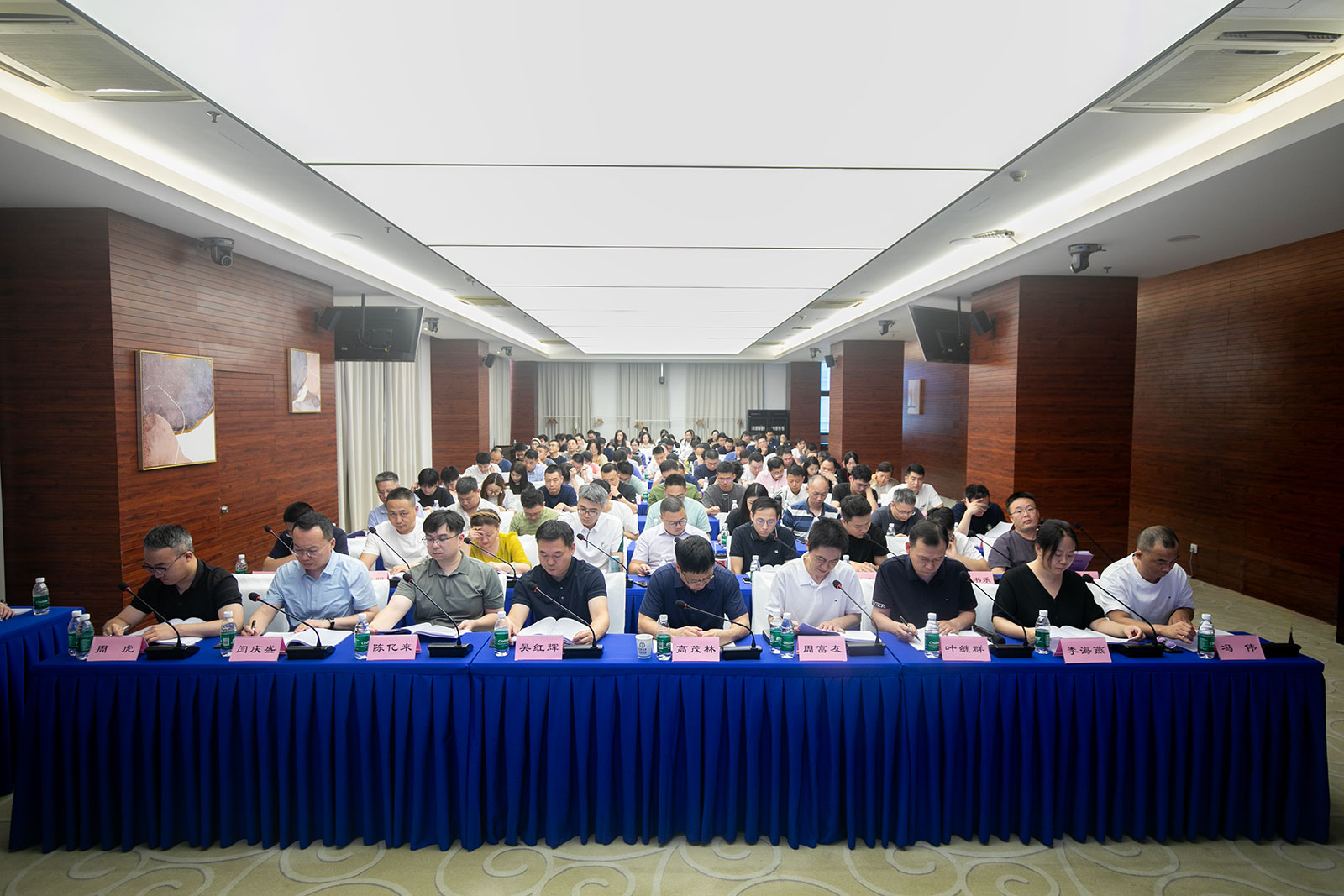 687709afa8bbd.jpg 687709afa8bbd.jpg