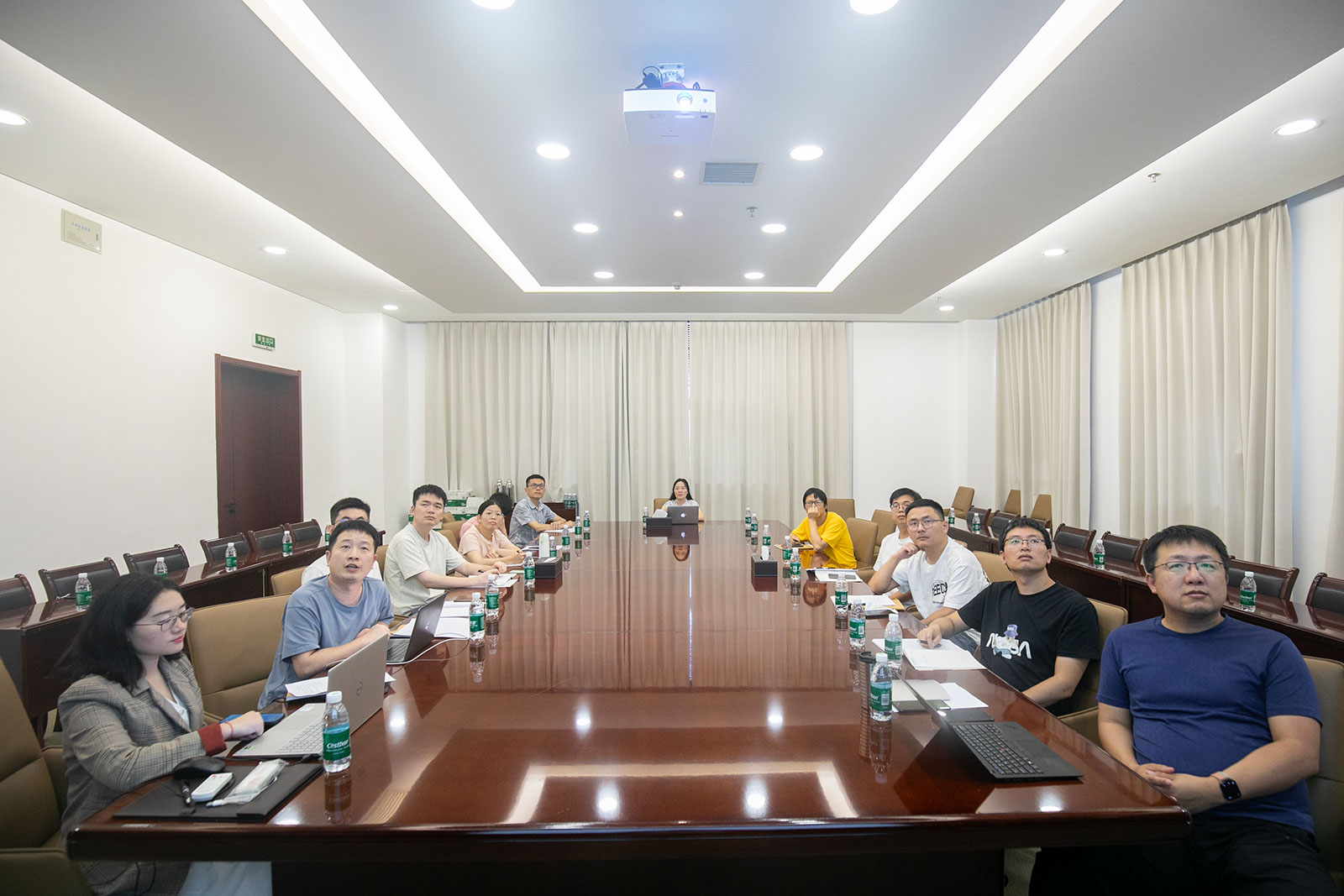 687ddf8188b3d.jpg 687ddf8188b3d.jpg