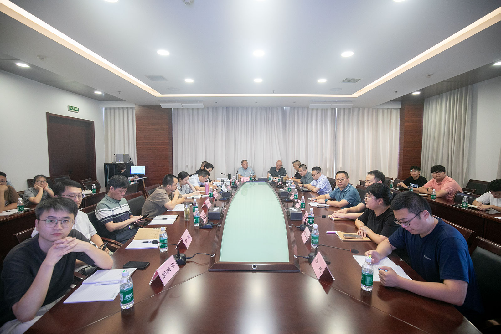 6889708845567.jpg 6889708845567.jpg