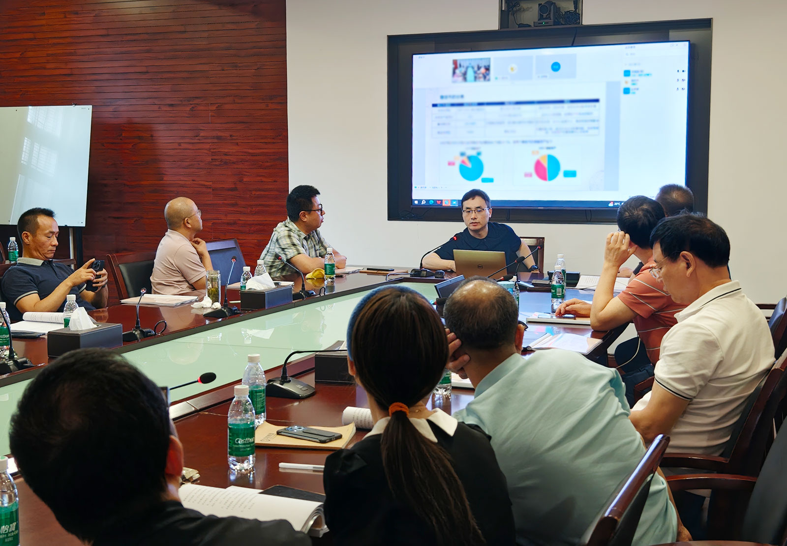 688979ef4f69c.jpg 688979ef4f69c.jpg