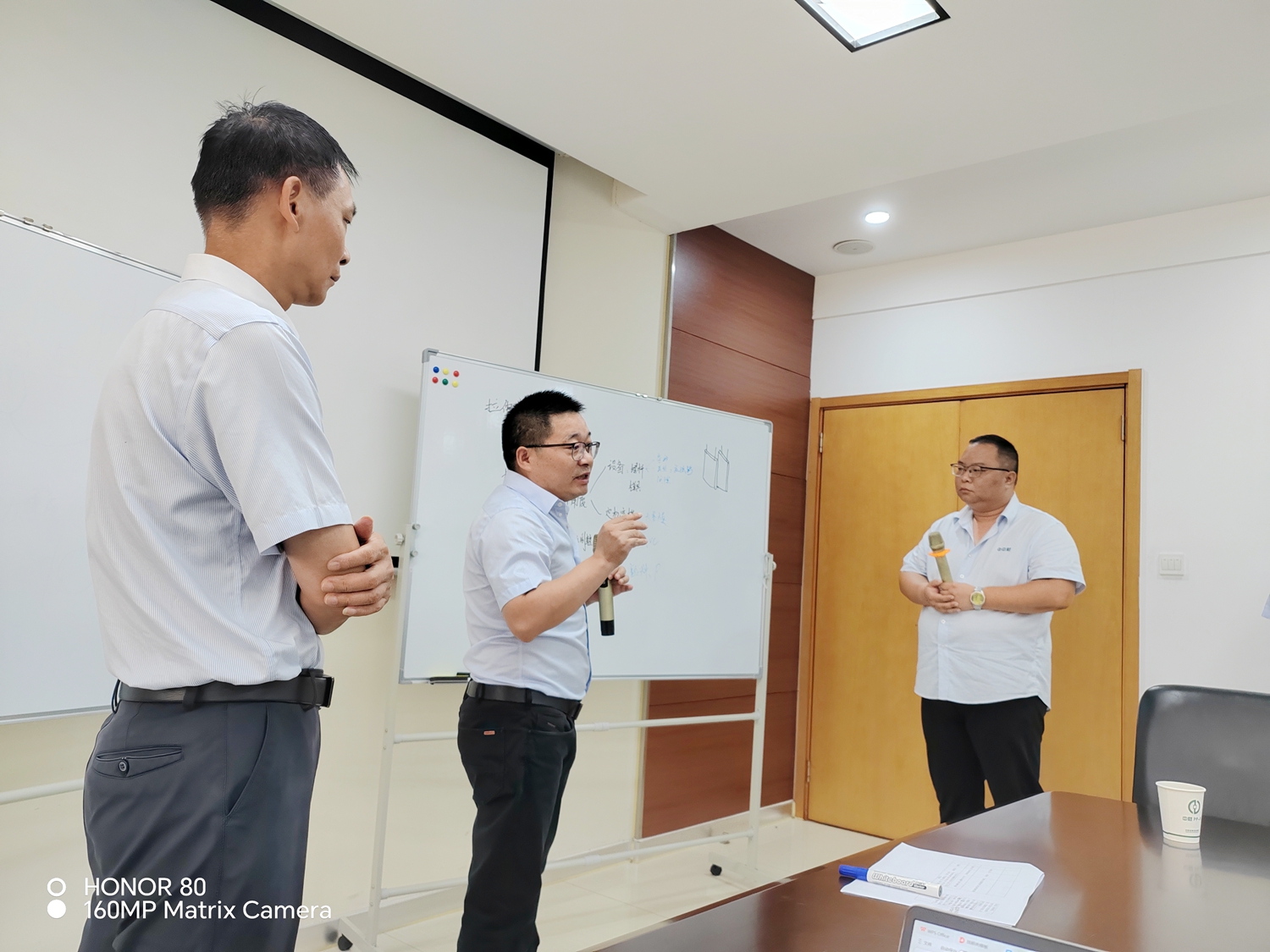 689db1010bd1d.jpg 689db1010bd1d.jpg