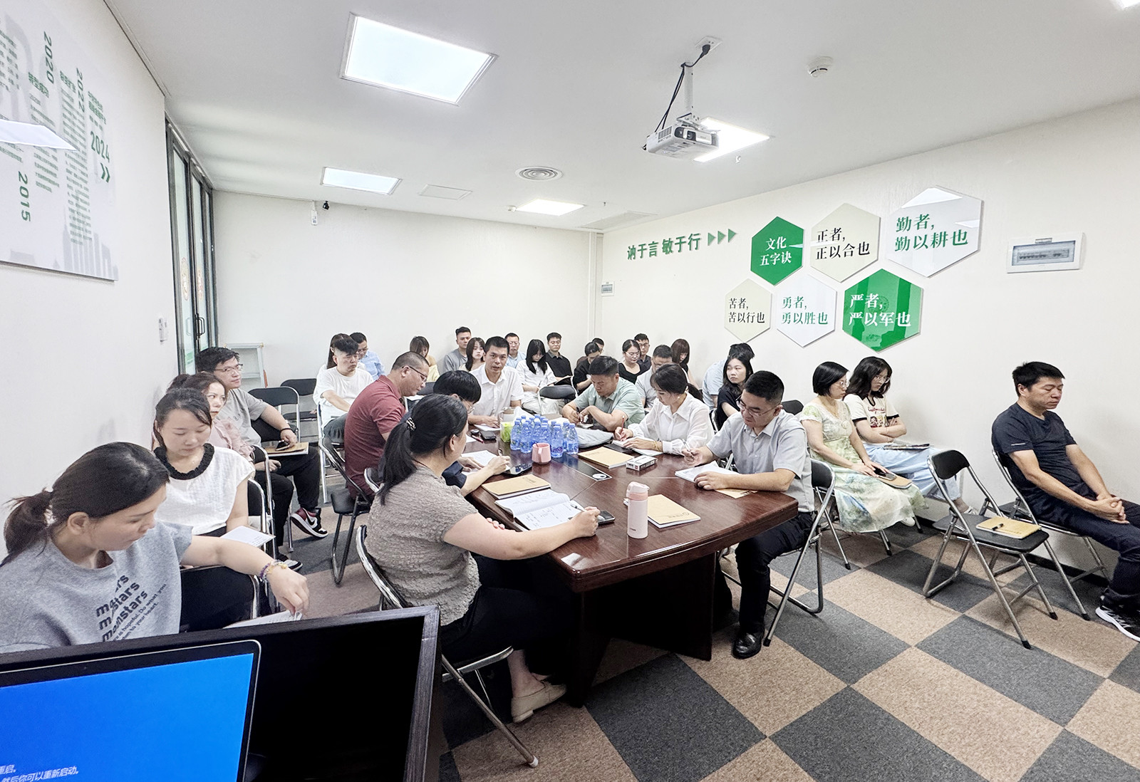 68a830c7a647c.jpg 68a830c7a647c.jpg