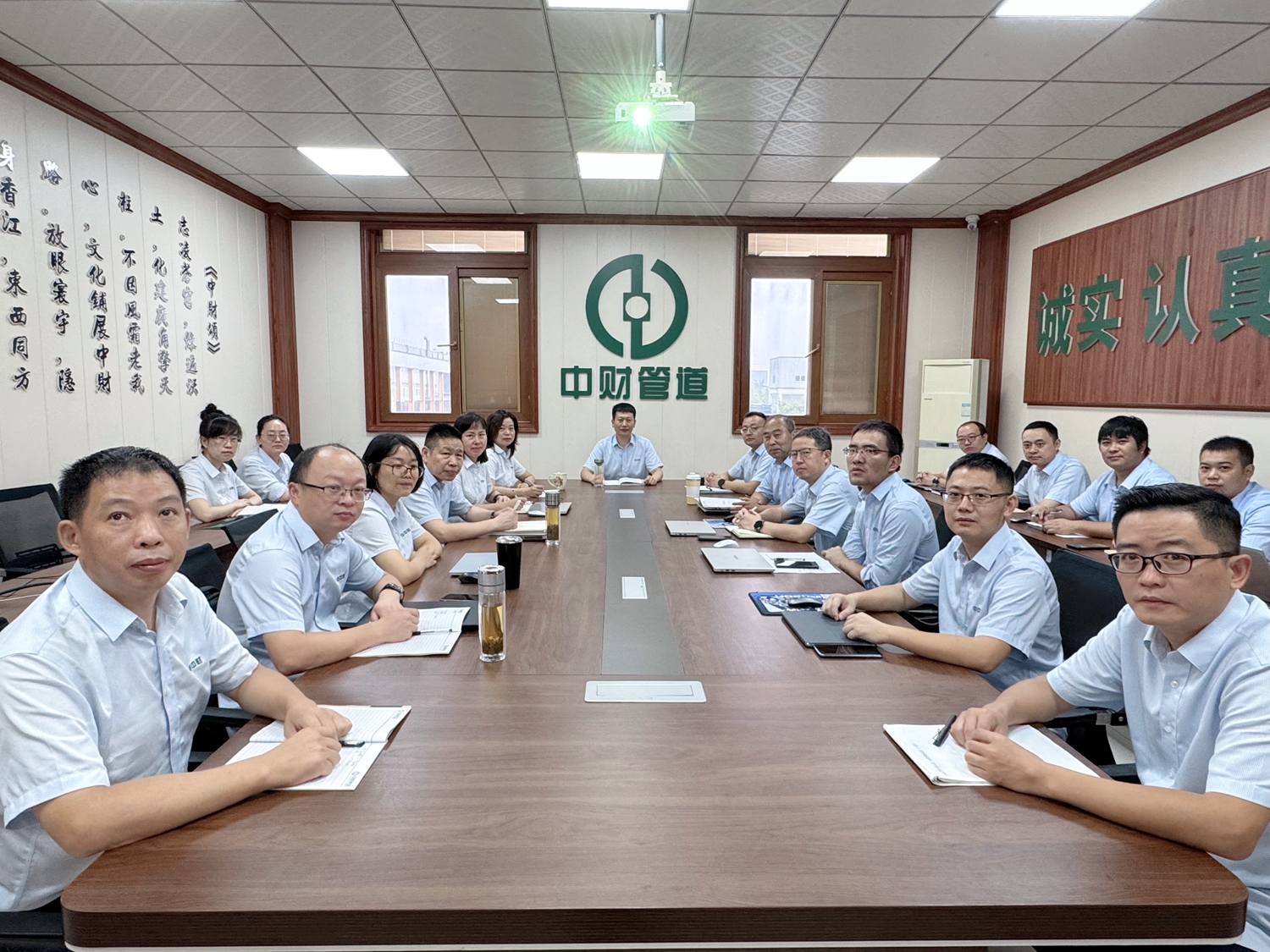 68c3e155d43df.jpg 68c3e155d43df.jpg