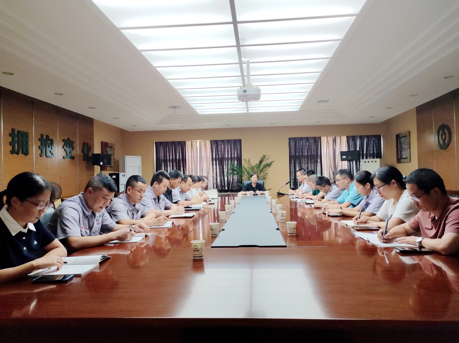 68c3e2375226e.jpg 68c3e2375226e.jpg