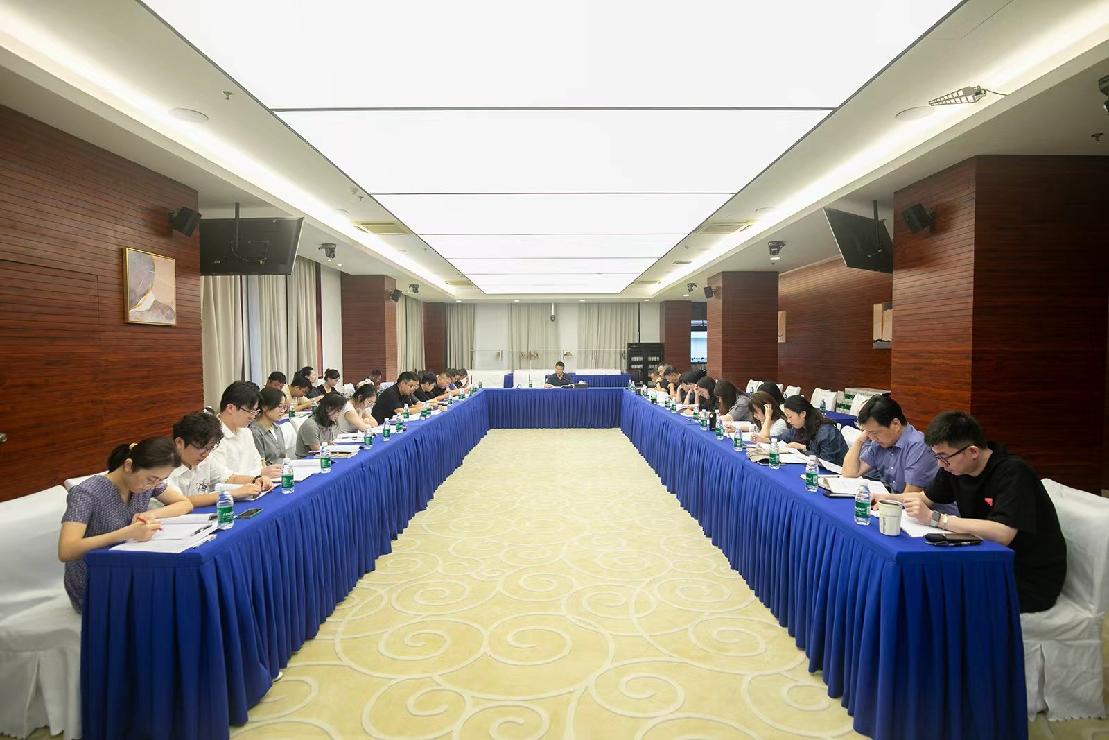 68d8a712d5d32.jpg 68d8a712d5d32.jpg