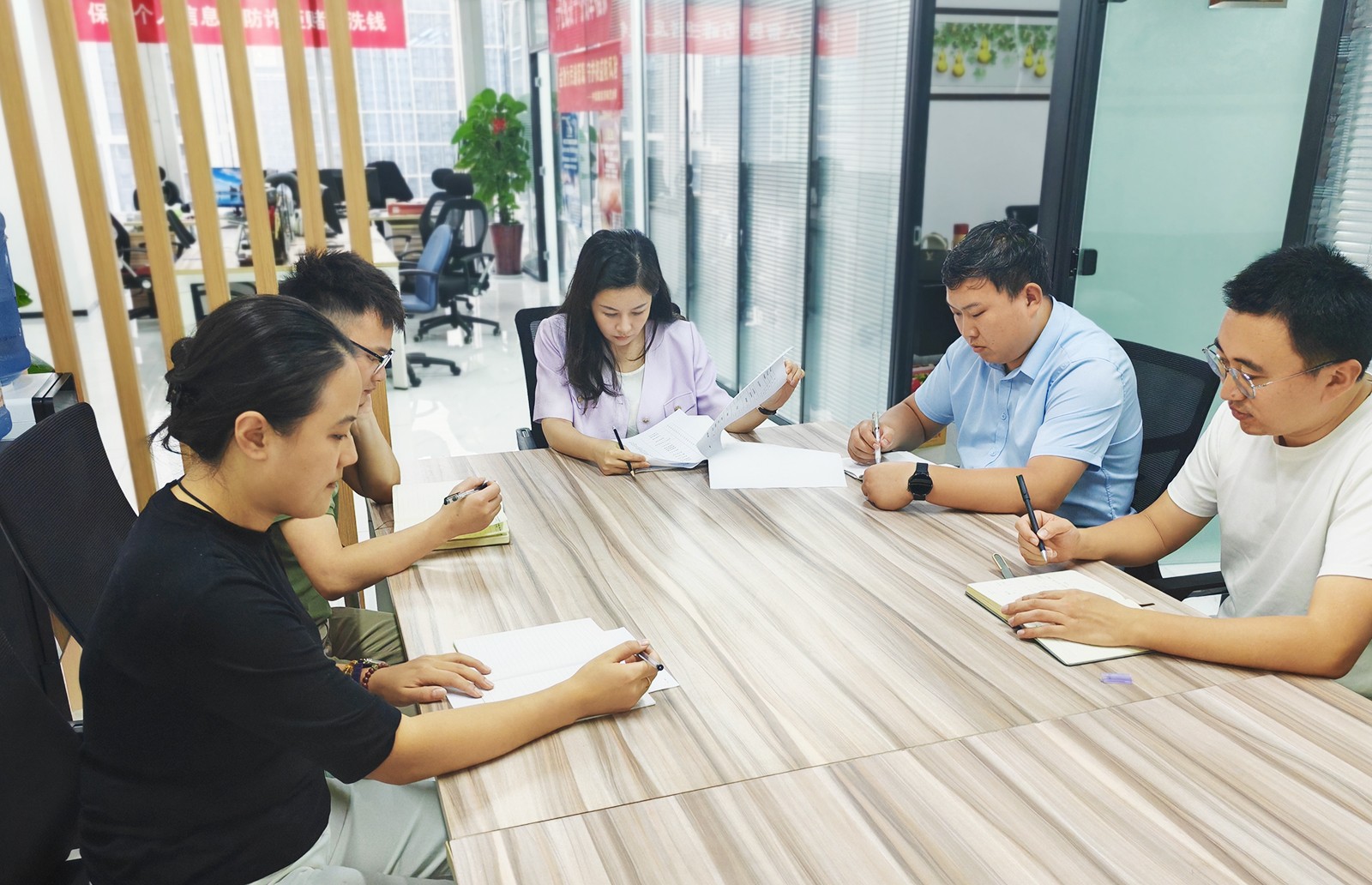 68ef630f58a0e.jpg 68ef630f58a0e.jpg