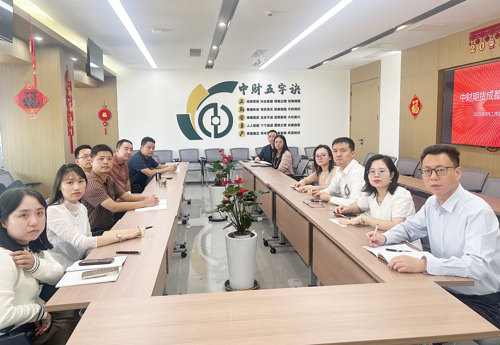 68f05e5861e5e.jpg 68f05e5861e5e.jpg