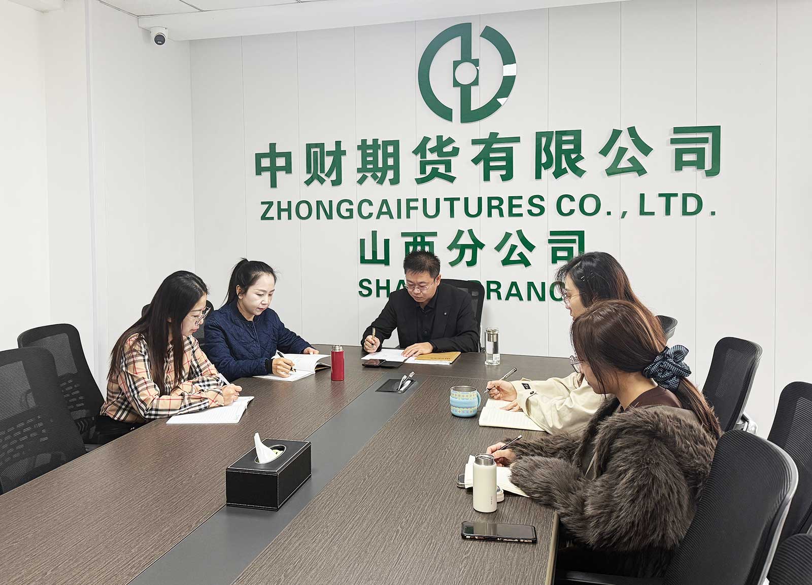 6903146c32f3f.jpg 6903146c32f3f.jpg