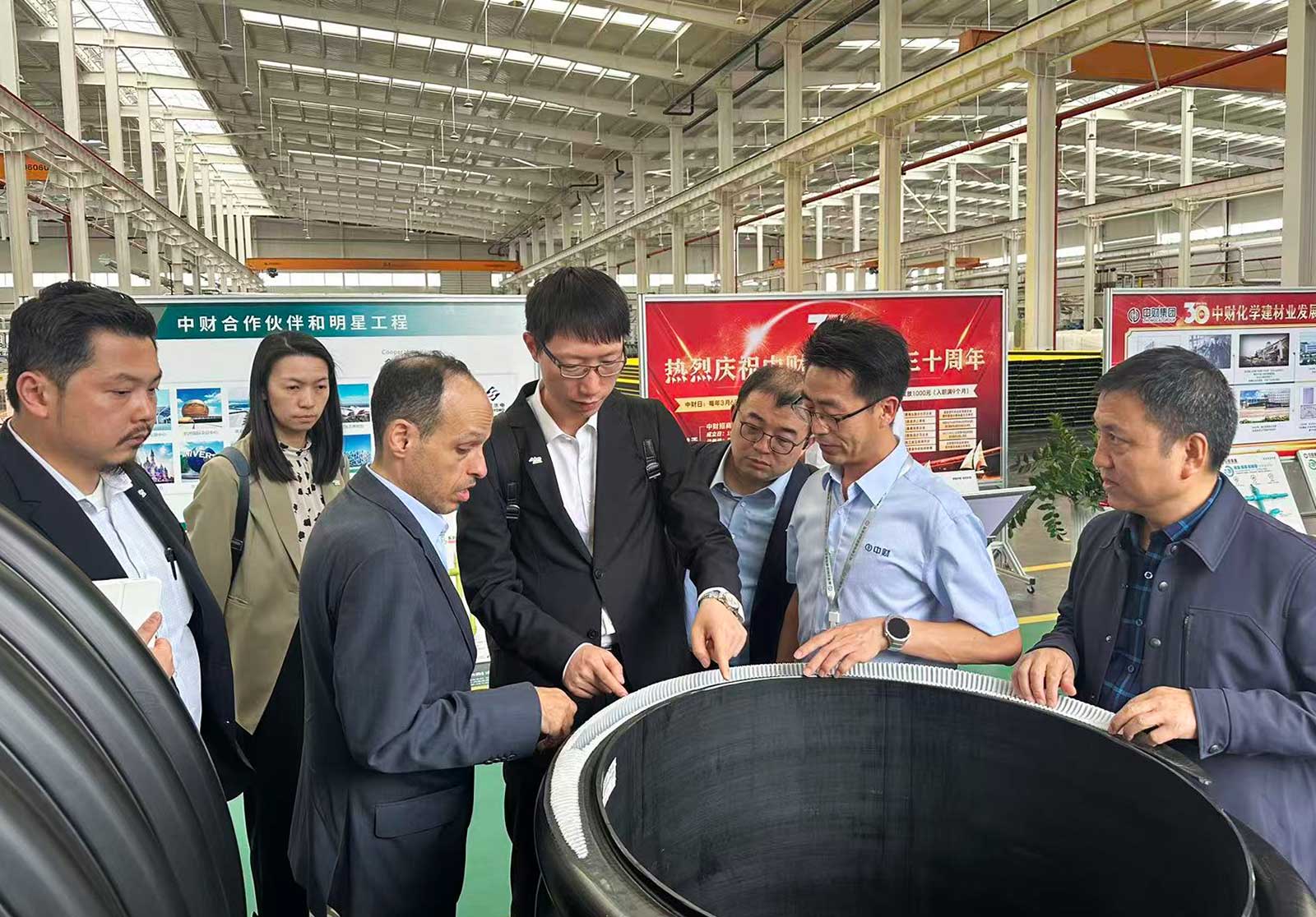 690d859eed9e2.jpg 690d859eed9e2.jpg