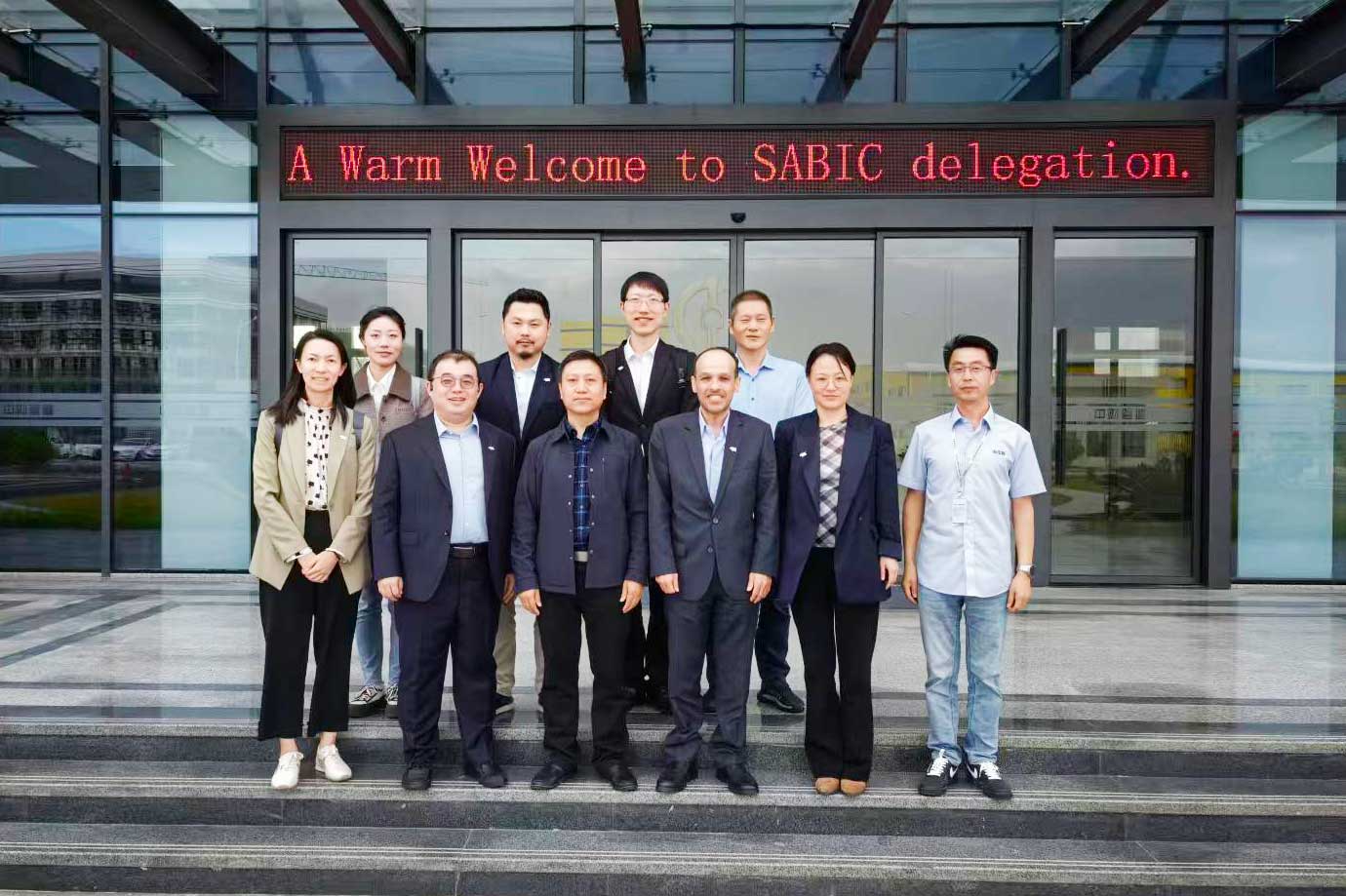 690d85b43a184.jpg 690d85b43a184.jpg