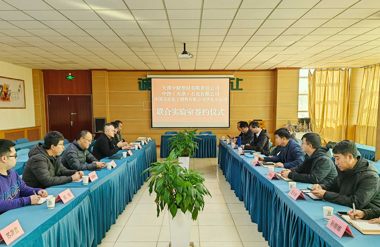 691eace42b1d3.jpg 691eace42b1d3.jpg