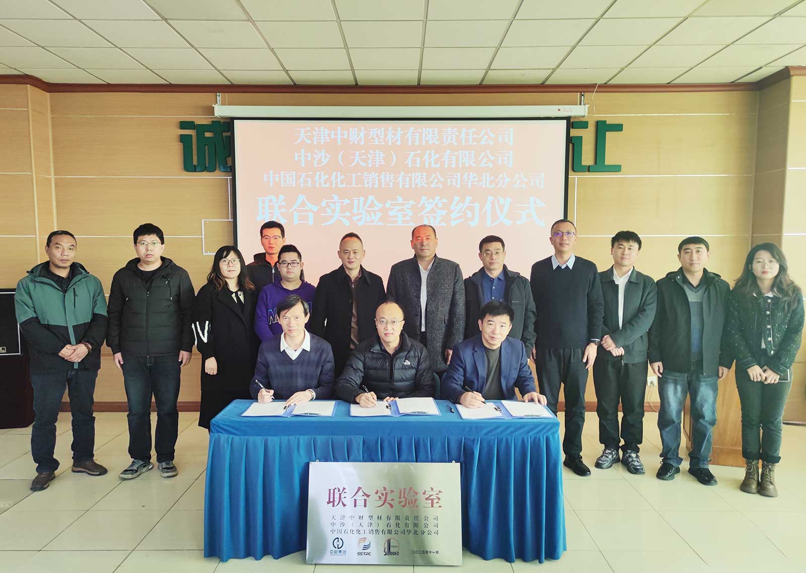 691eacfccd11d.jpg 691eacfccd11d.jpg