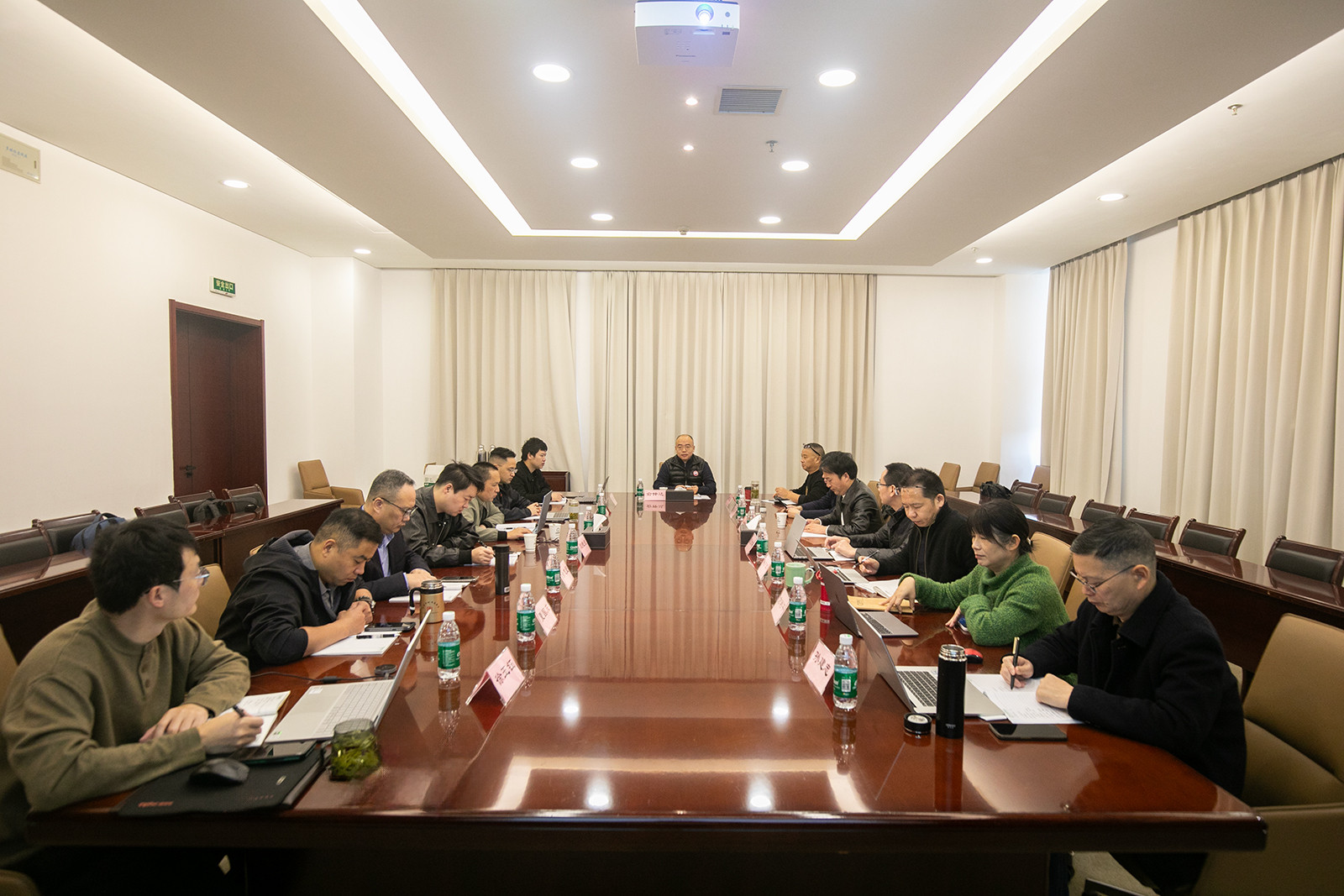 692fea040ad6e.jpg 692fea040ad6e.jpg