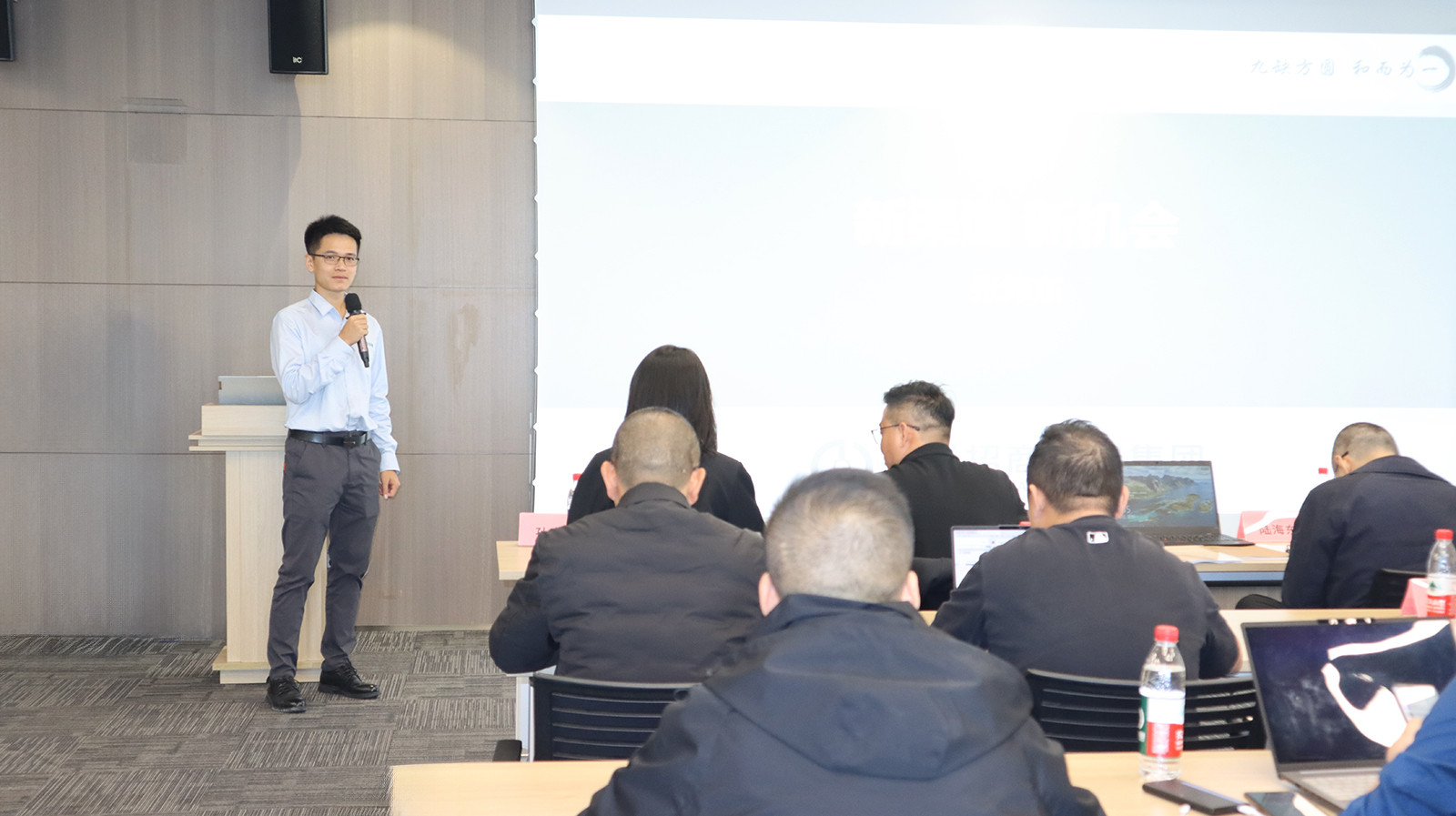 6938de533fb05.jpg 6938de533fb05.jpg