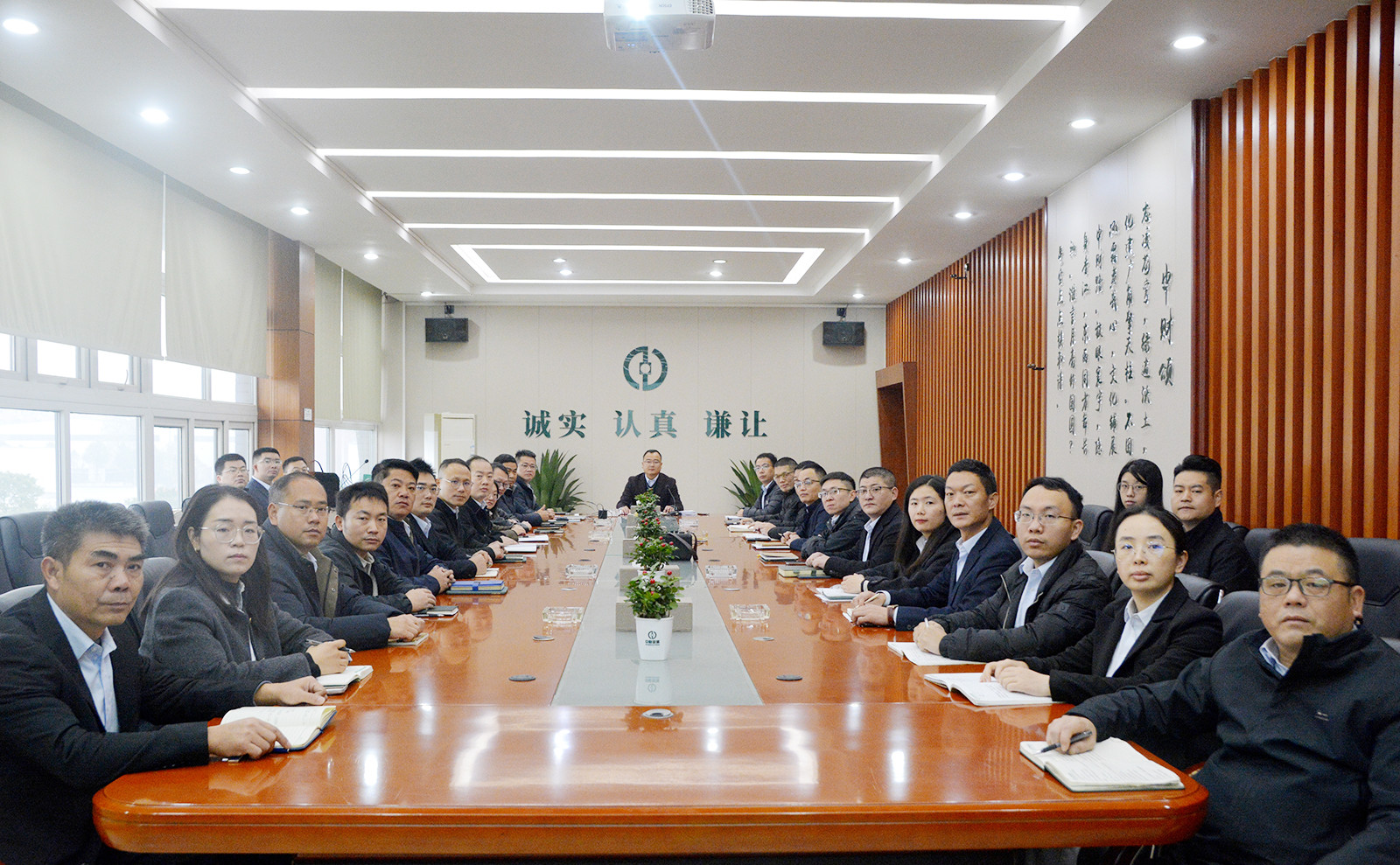 693fa91b73f59.jpg 693fa91b73f59.jpg