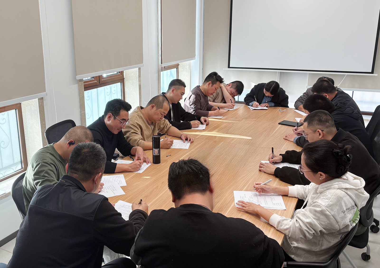 6940bc56502da.jpg 6940bc56502da.jpg