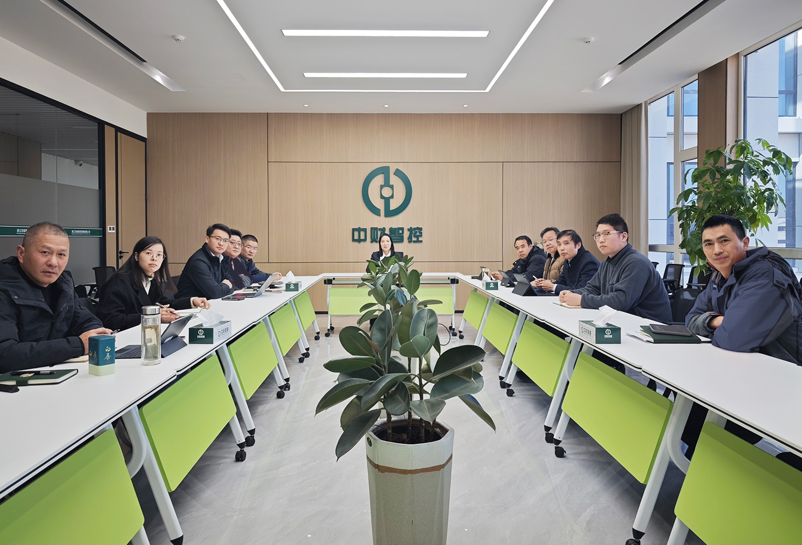 6940f3e94d1b3.jpg 6940f3e94d1b3.jpg